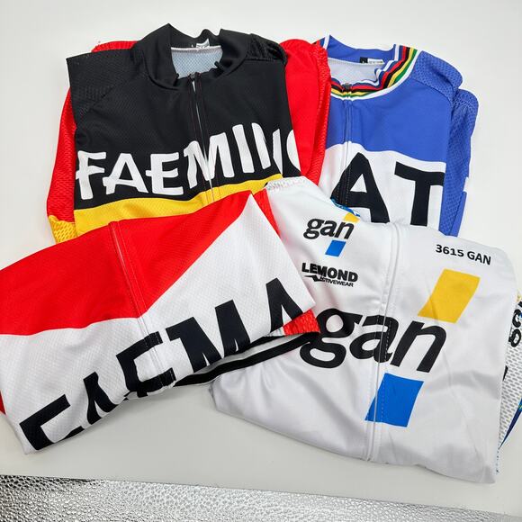 Mens Cycling Bike Jerseys Large Lot of 4 Short Sleeve Back Pockets Zip Front - Picture 1 of 10